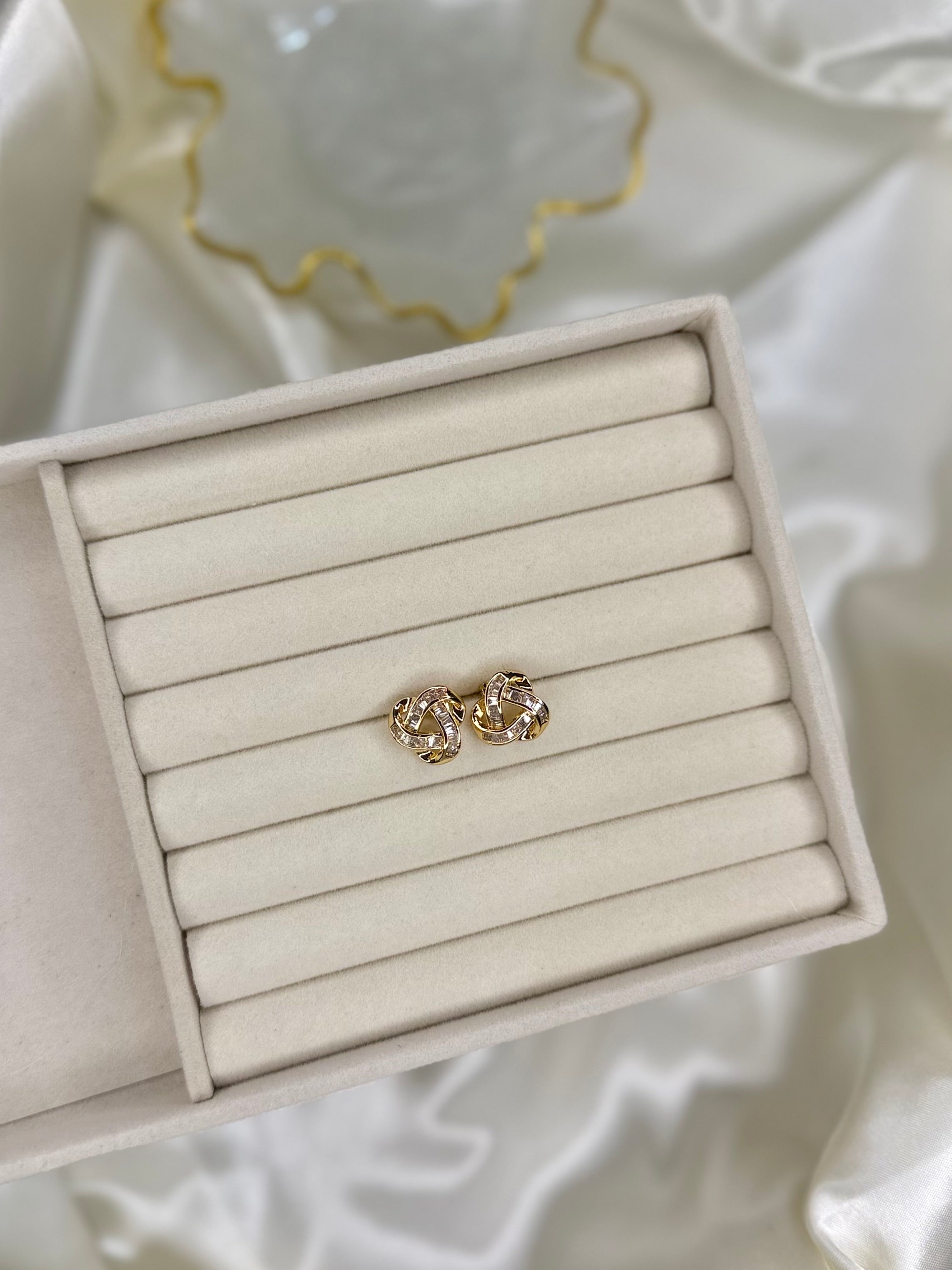 ROSE GOLD EARRINGS
