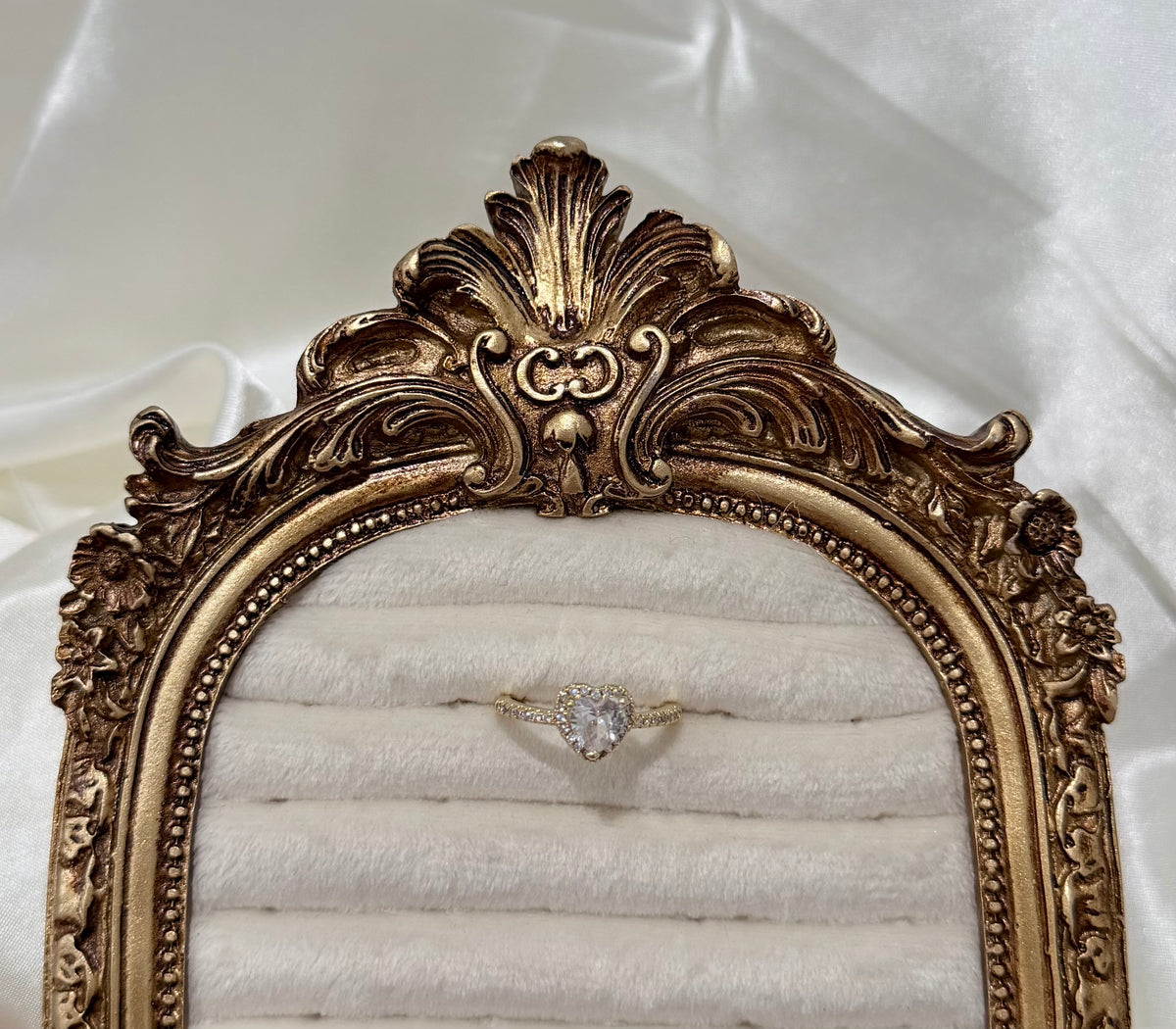 HEART RING