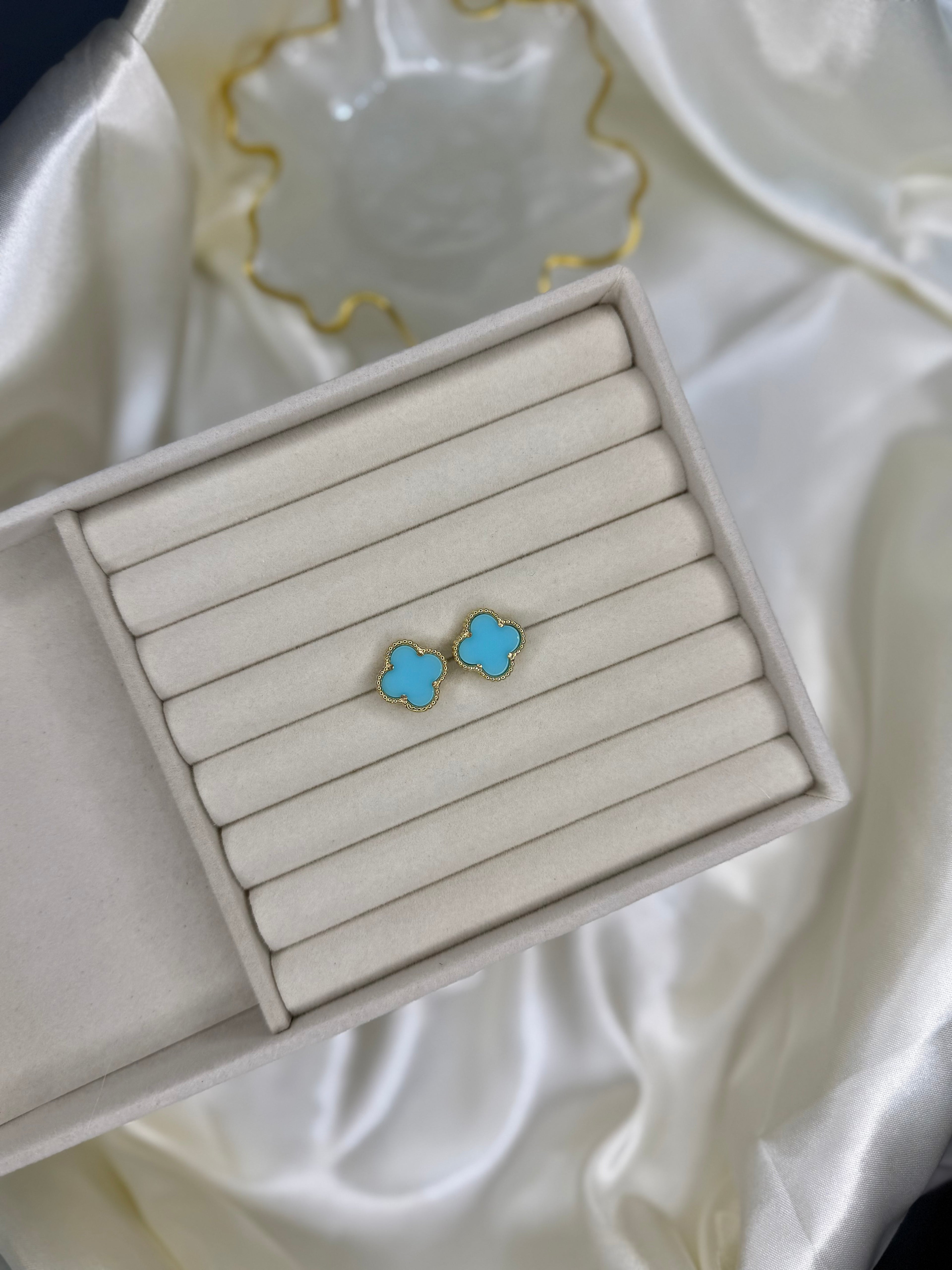 BLUE CLOVER EARRINGS