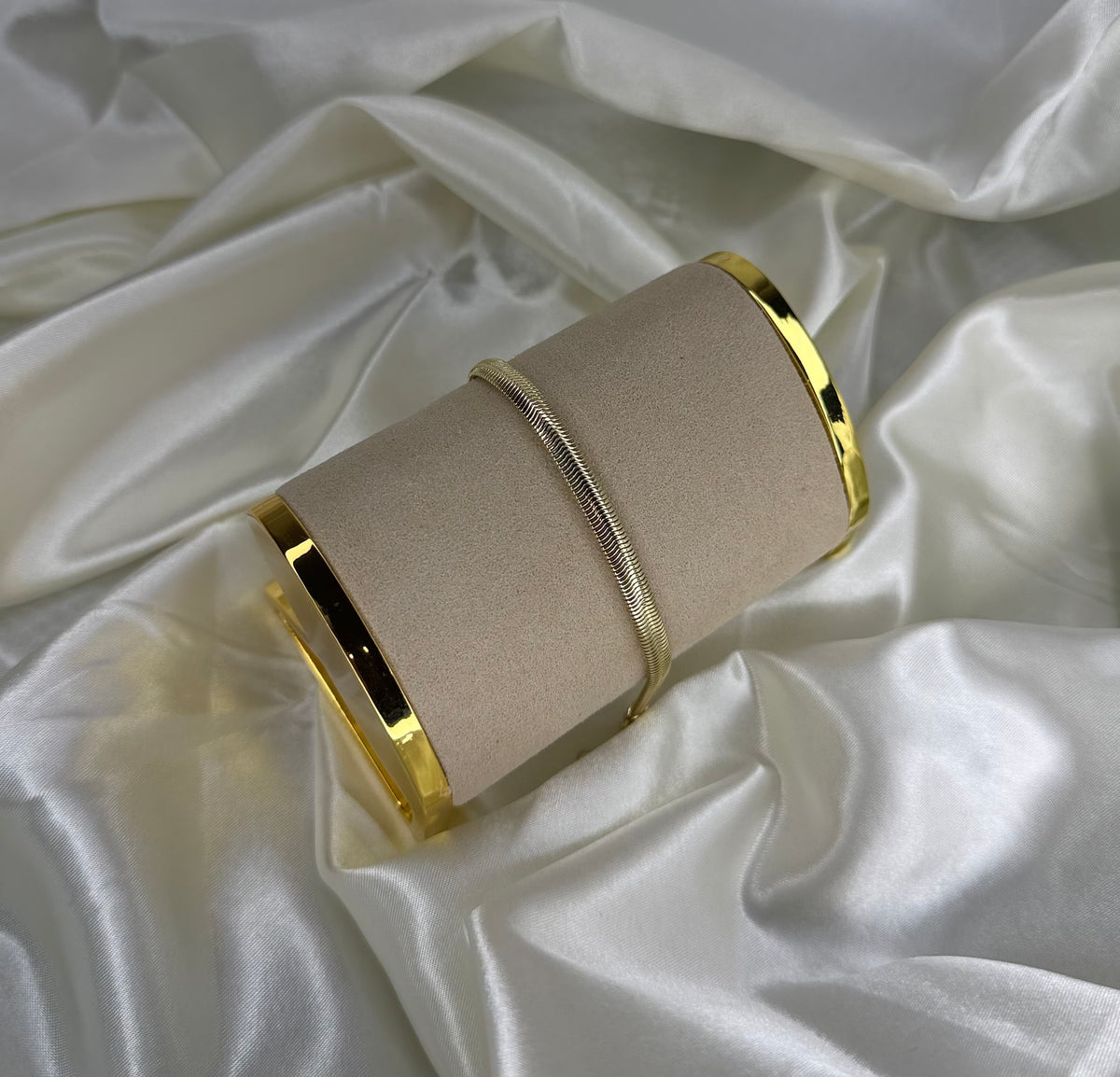 SNAKE BRACELET