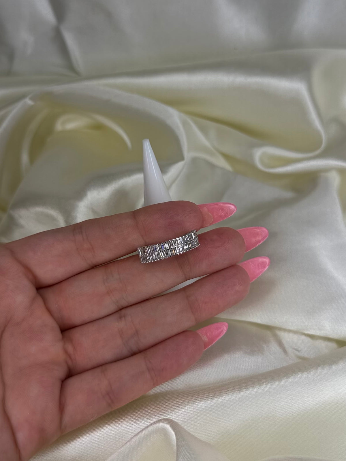 SILVER RING