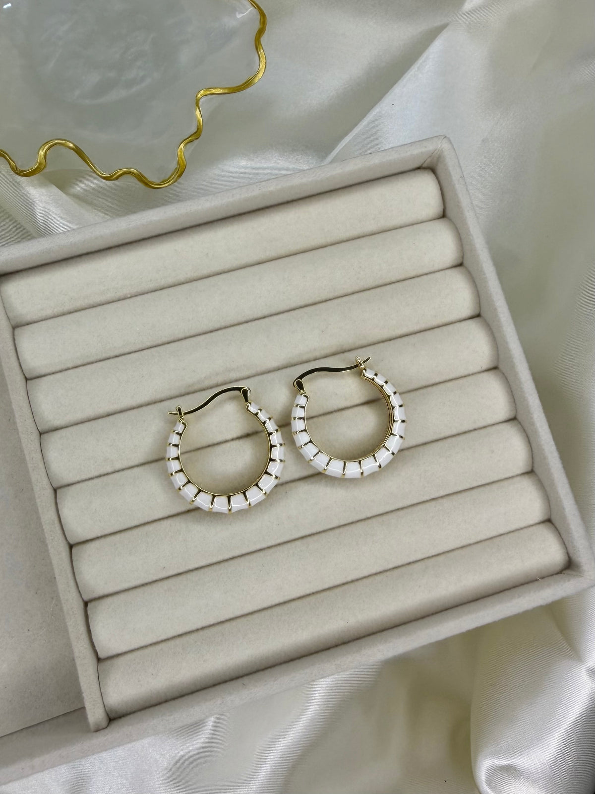MOON EARRINGS