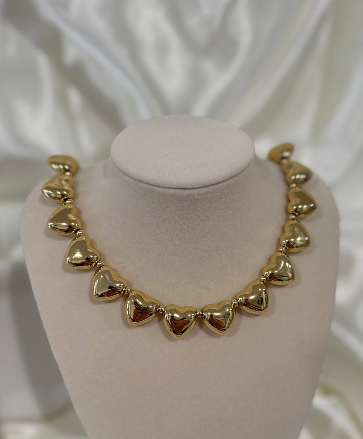 HEART NECKLACE