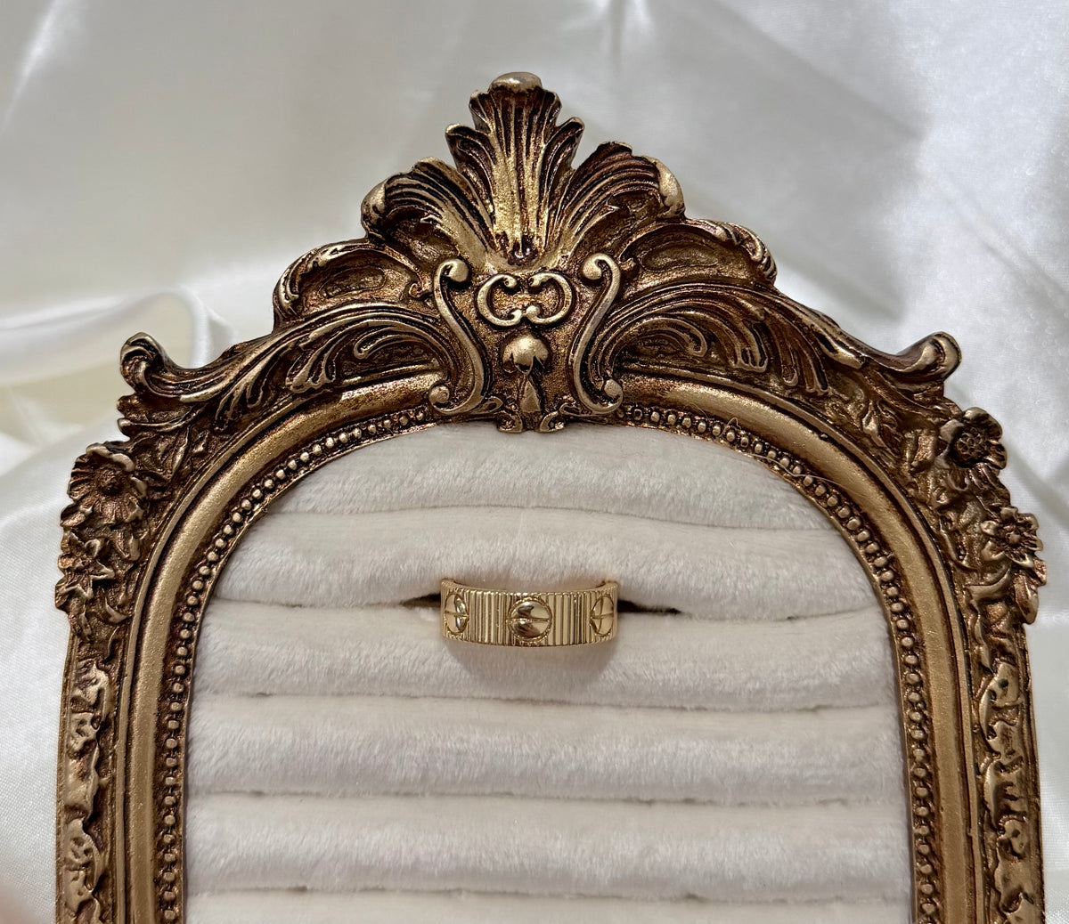 CARTIER RING