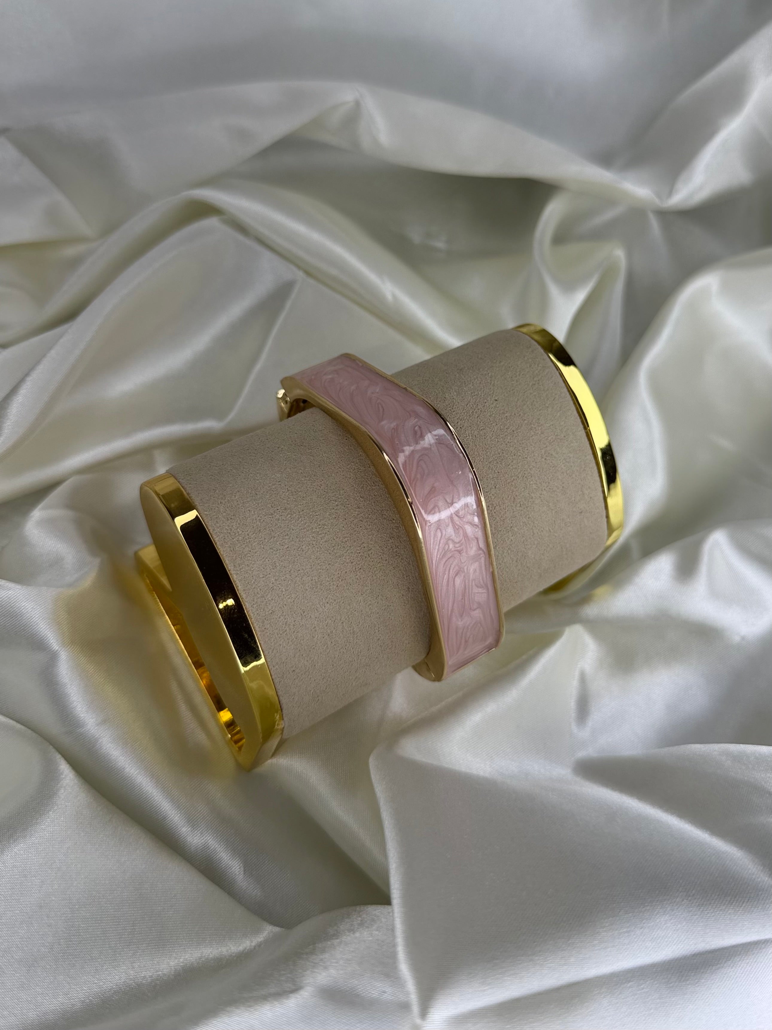 AMANDA PINK BRACELET