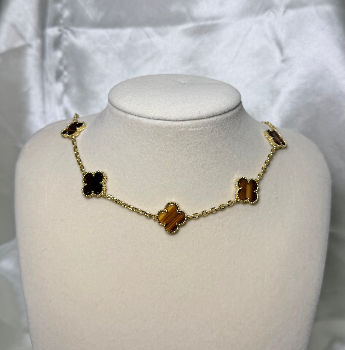COFFEE CLOVER NECKLACE