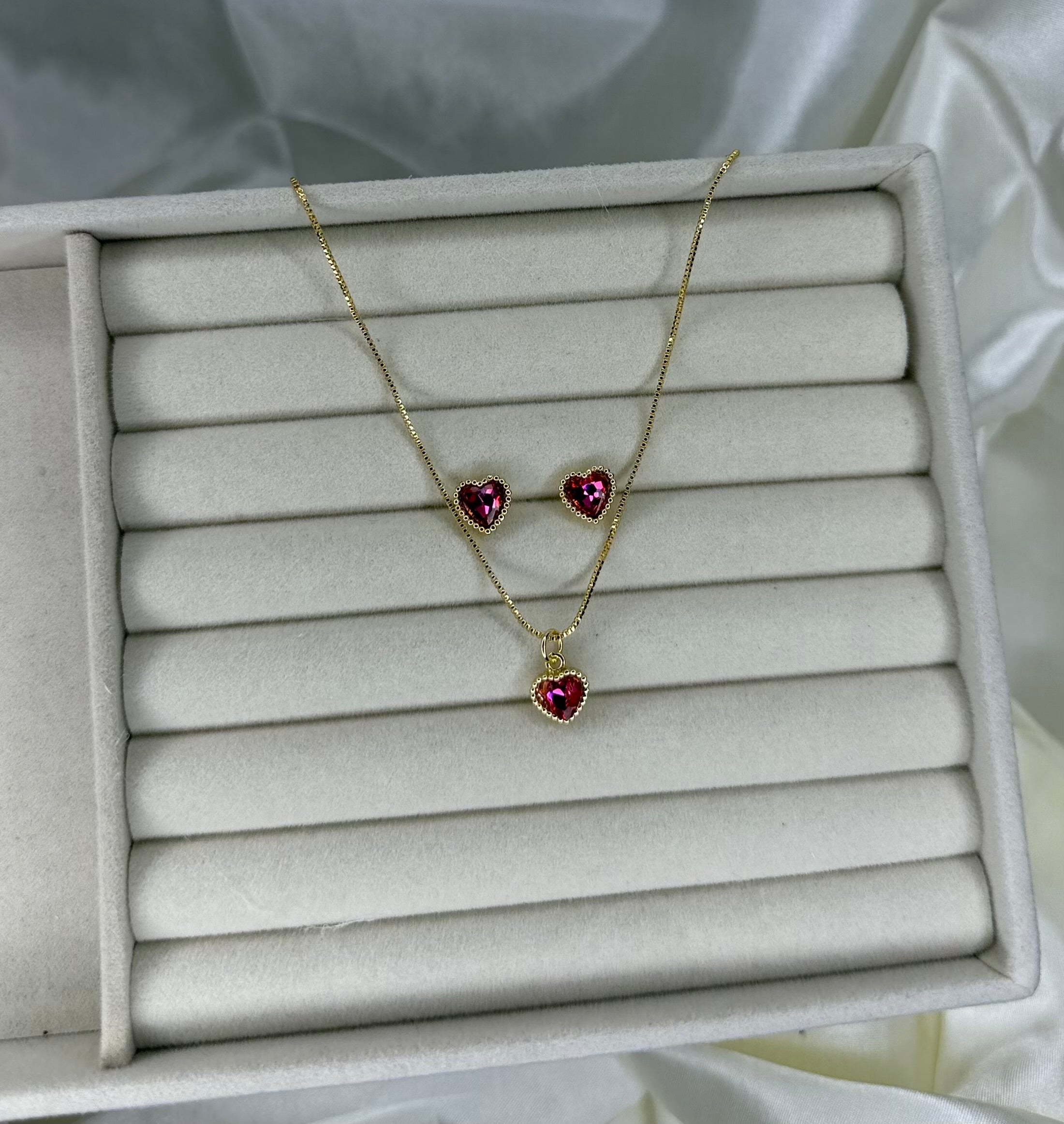 FUCHSIA  HEART NECKLACE+EARRING SET