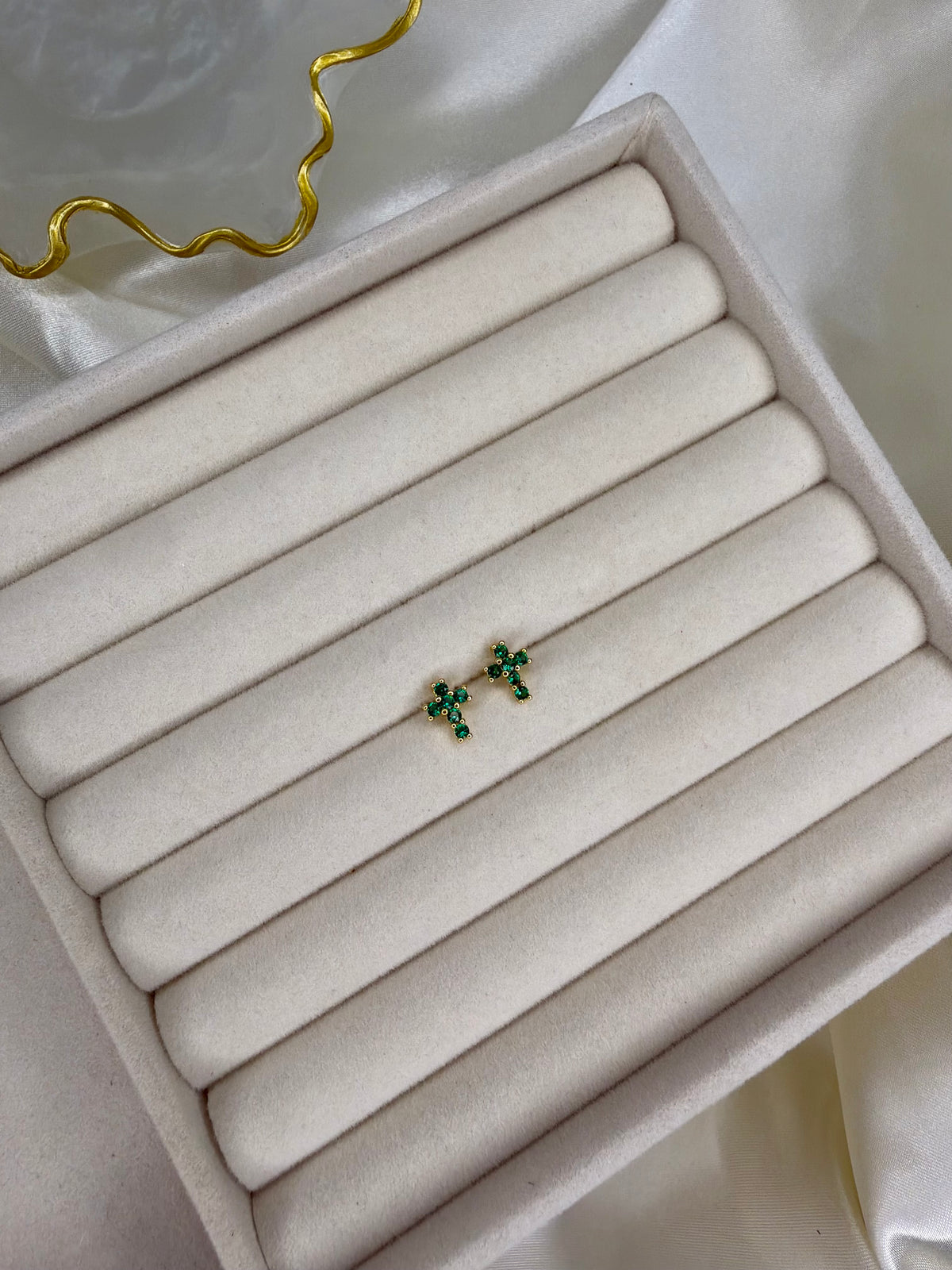 CROSS EARRINGS