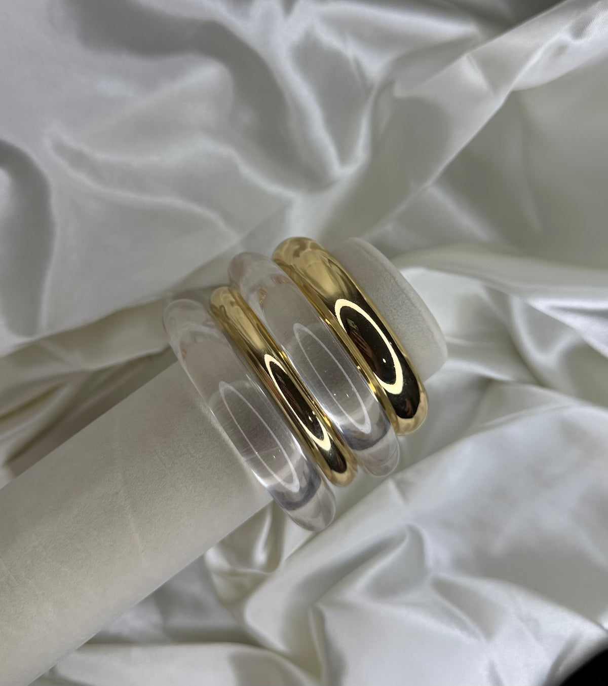 BABY WHITE X4 BRACELETS