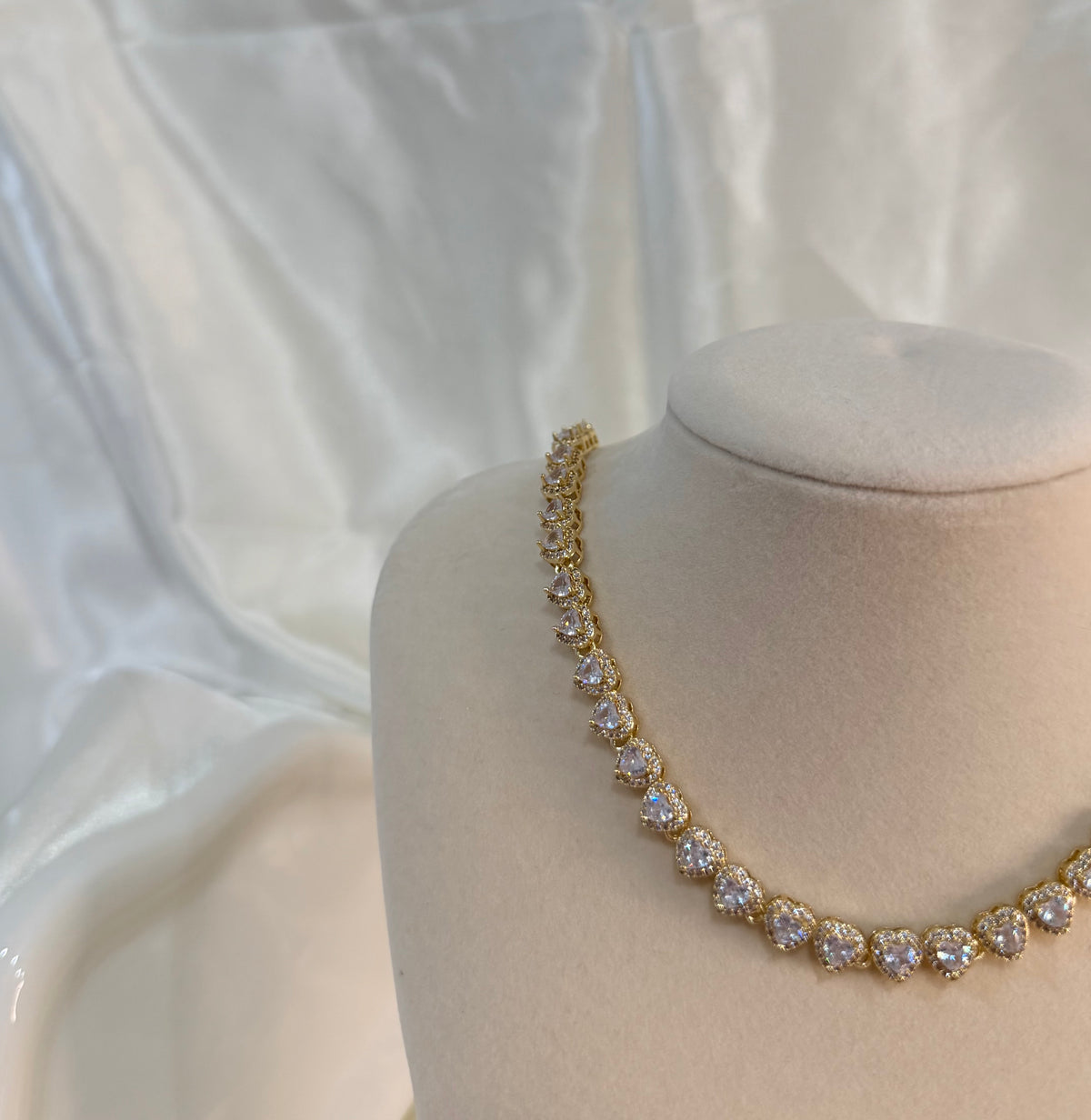 LOVE DIAMOND NECKLACE
