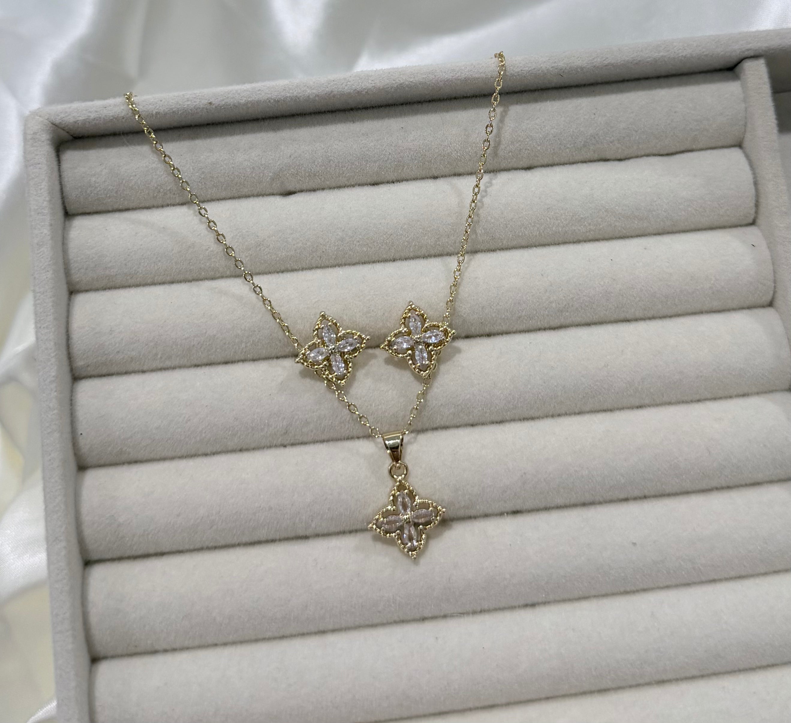 FLOWER SET