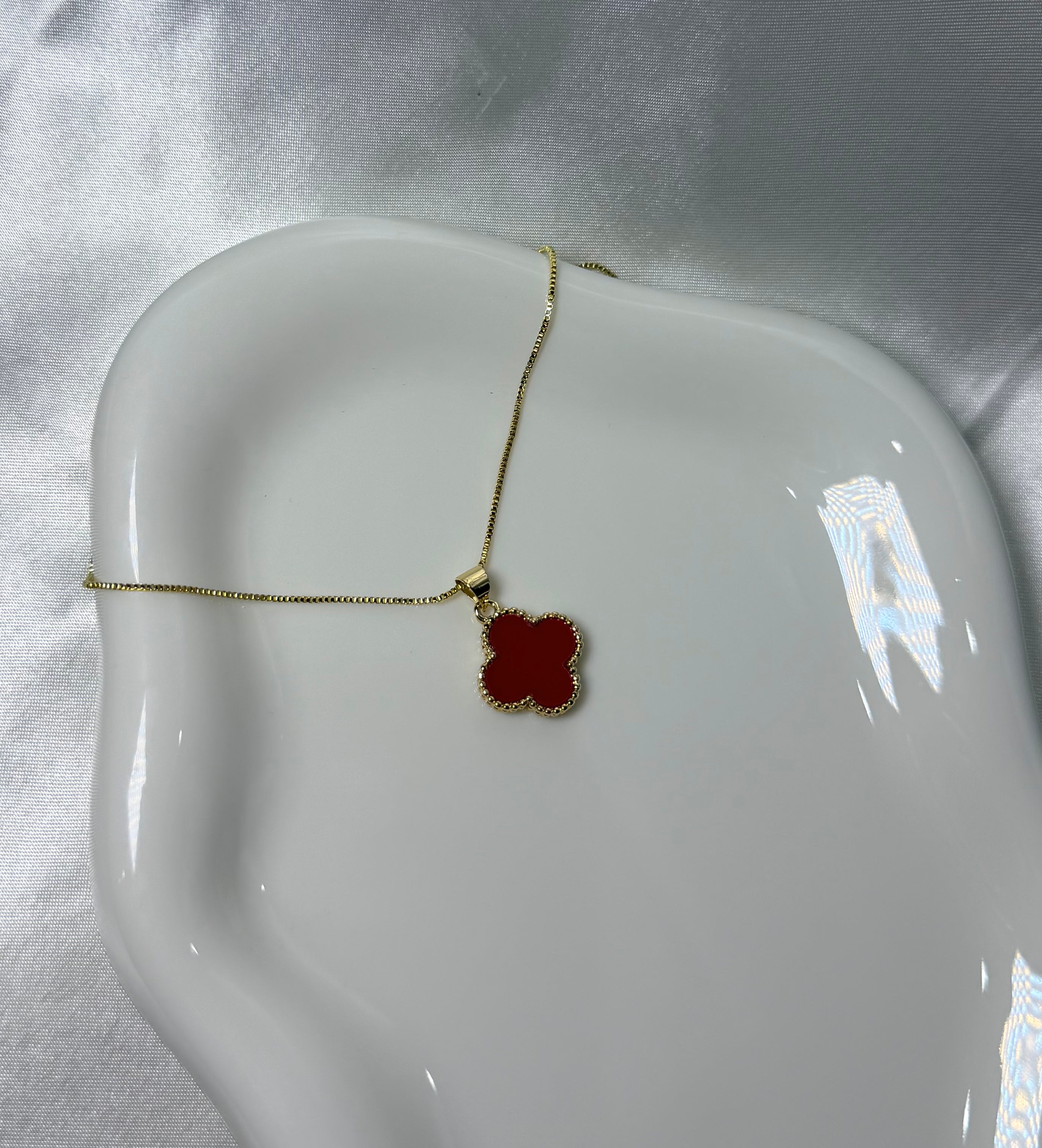 RED CLOVER NECKLACE